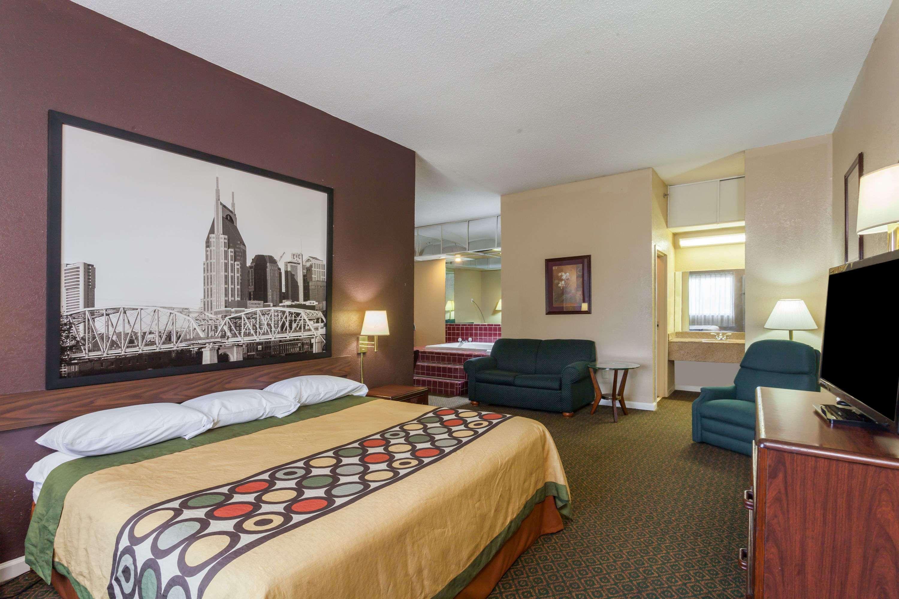Super 8 By Wyndham Columbia Exterior foto