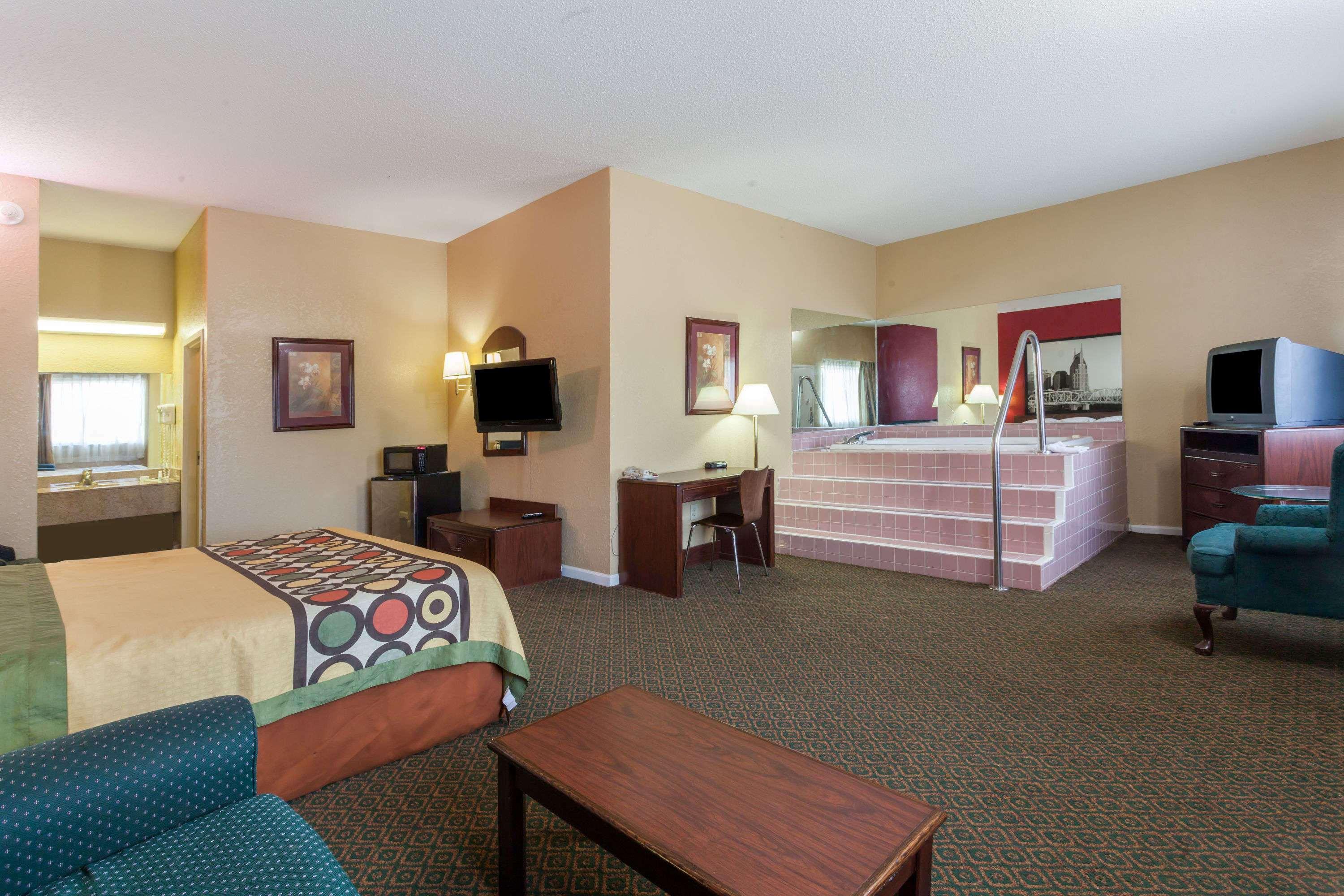 Super 8 By Wyndham Columbia Exterior foto