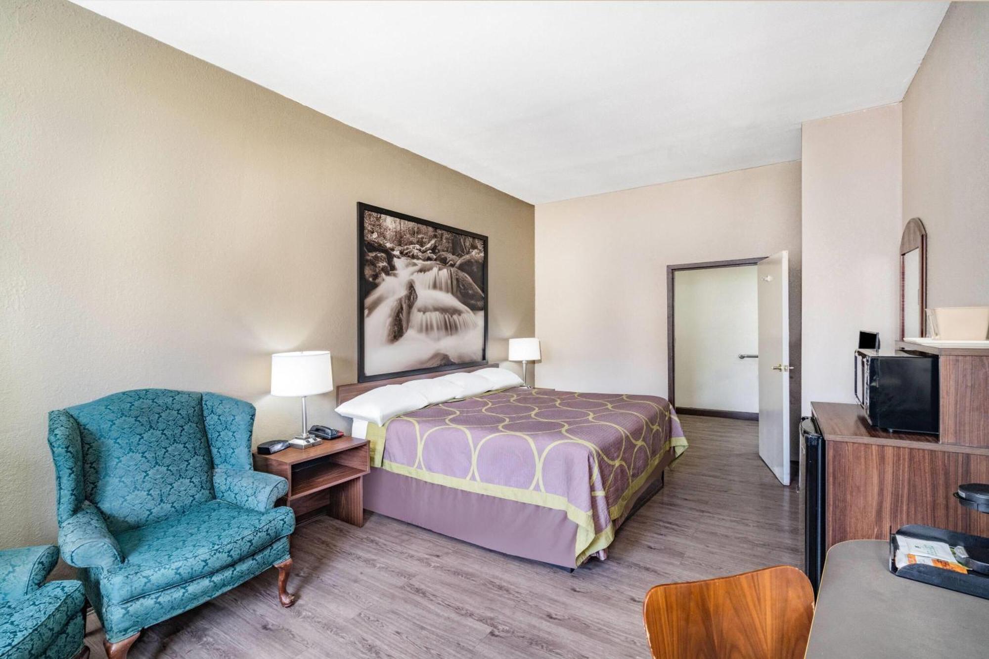 Super 8 By Wyndham Columbia Exterior foto